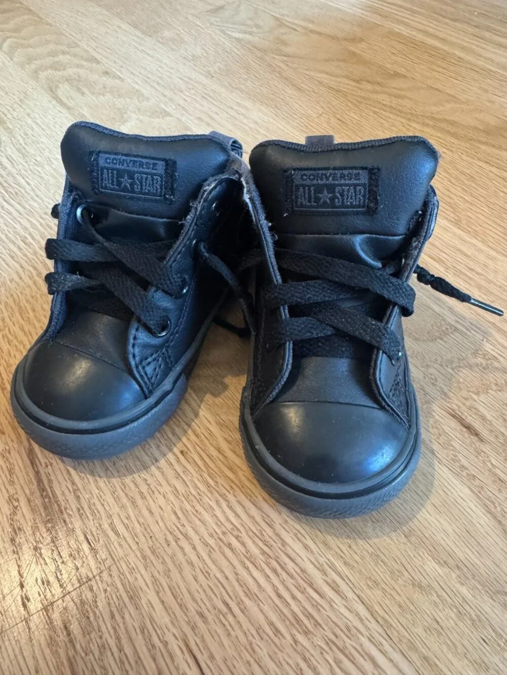 Converse Chuck Taylor All Star Toddler Sneakers Size 5 Black High Tops